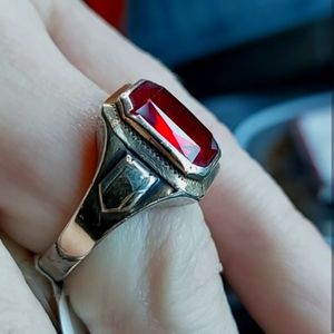 Rare 10kt + Sterling marked vintage Ruby Crystal Ring sz 10